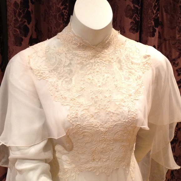 Vintage wedding dress - Picture 5 of 5